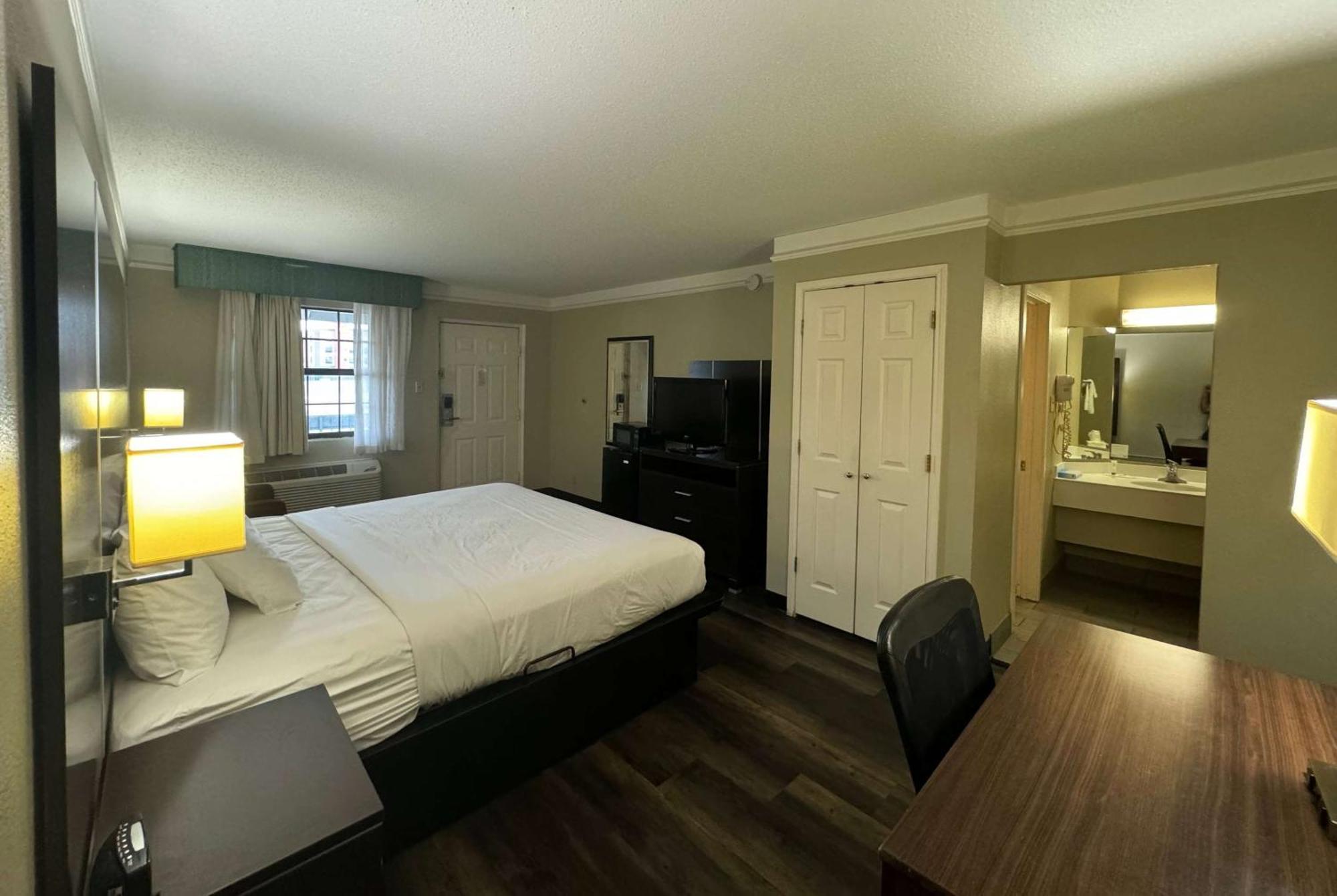Travelodge By Wyndham Tuscaloosa Exterior foto