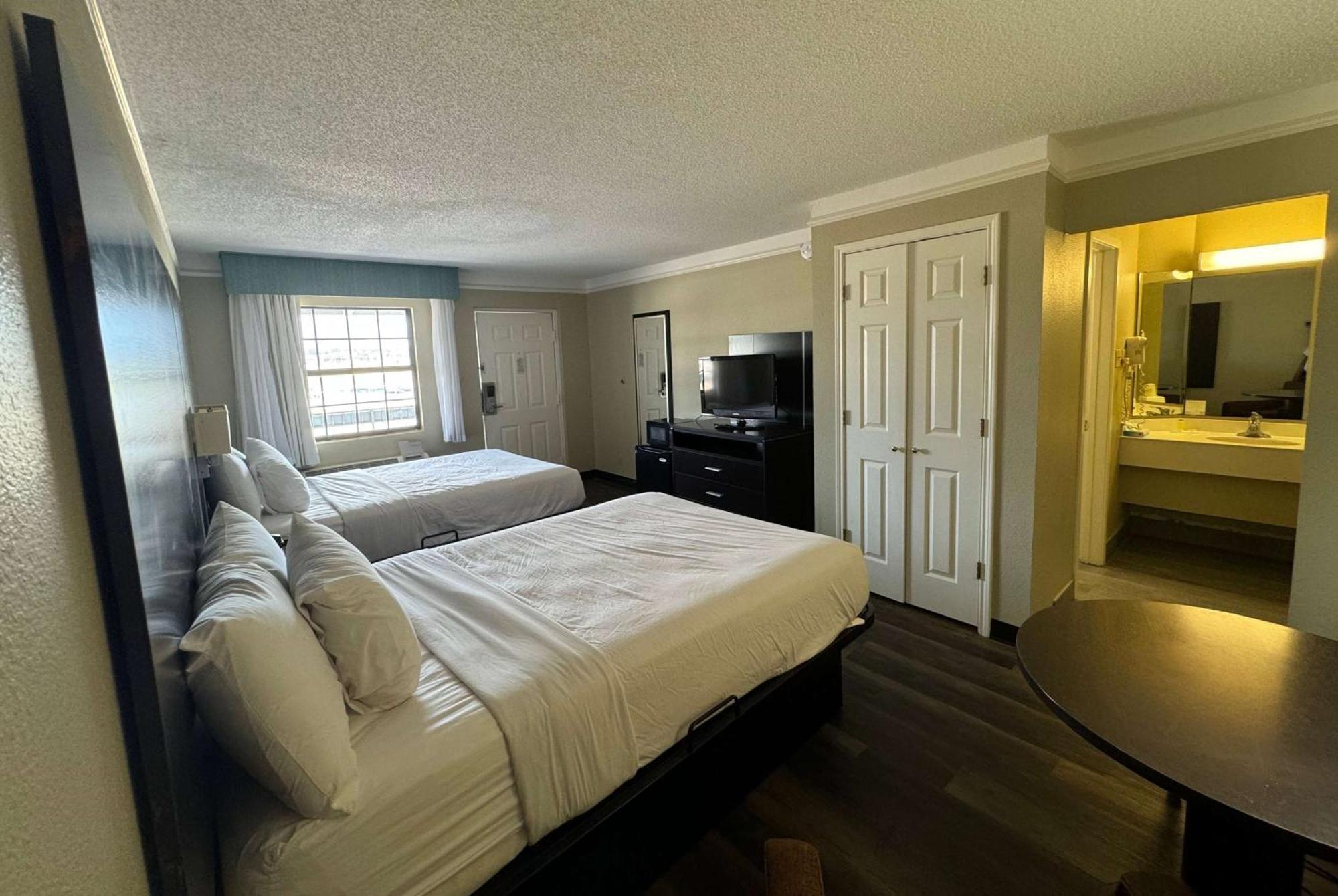Travelodge By Wyndham Tuscaloosa Exterior foto